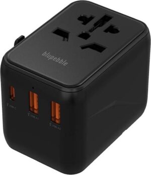 Blupebble Passport 3.1 World Travel Adapter with 1 USB-C + 2 USB-A ports, Fast Charging, UK, USA, AU, Power Adapter Socket for Multi Countries, Black | BP-TVL0031-BK