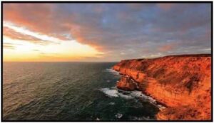 Dahua Wall-Mounted Digital Signage, 43" DLED Display, 8ms Response Time, 2x 5W Built-In Speaker, 350 Nits High Brightness Display, 1.07B Display Colors, Black | LDH43-SAI400K