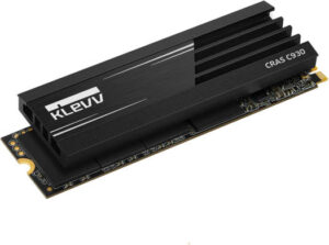 KLEVV CRAS C930 2TB M.2 NVMe PCIe Gen4x4 Solid State Drive, With Heatsink, M.2 2280 Form Factor, 6800 MB/s Write & 7400 MB/s Read Speeds, InnoGrit IG5236 Controller, 3D NAND, Black | K02TBM2SP0-C93
