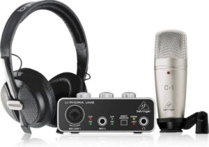 Behringer U-Phoria Podcasting Bundle